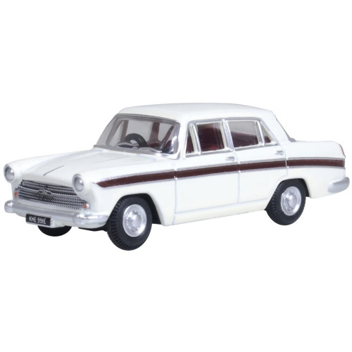 Austin Cambridge - Snowberry White / Embassy Maroon (1:76)