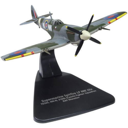Spitfire IXE - RAF No.310 (Czech) Sqn. Manston 1945 (1:72) (Oxford Aviation)