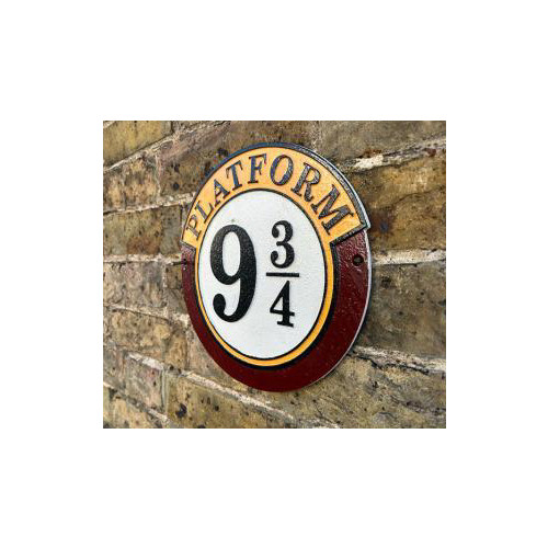 Cast Iron Plaque: Platform 9 3/4 (24.5 x 24 x 0.5cm)
