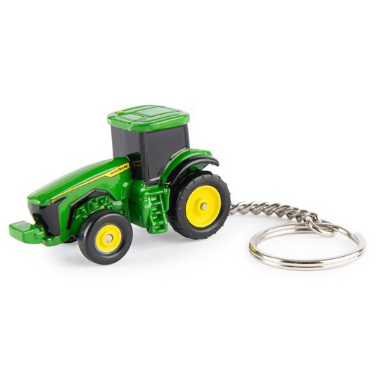 Britains Everyday Play 45746: John Deere 8R 410 Tractor Keyring (on hanger card) (8+ YRS)
