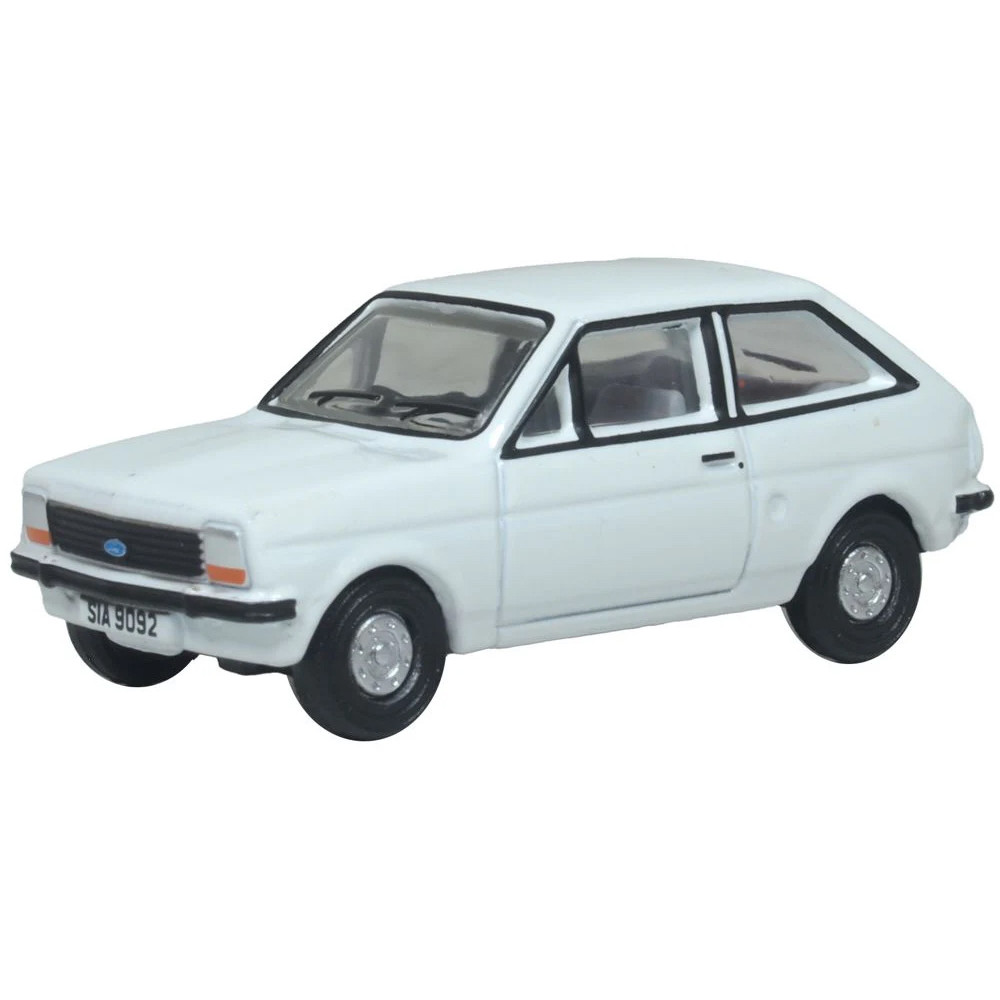 Ford Fiesta Mk1 - Diamond White (1:76) (NEW)