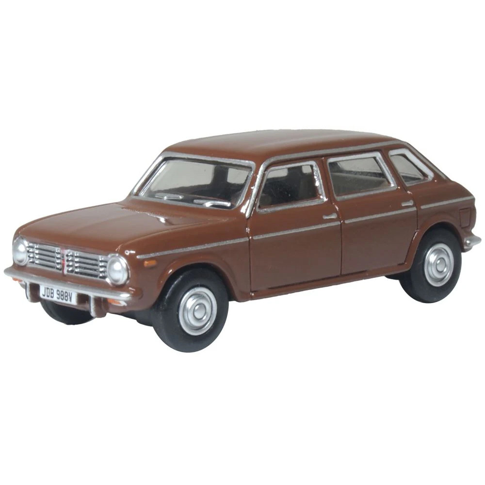 Austin Maxi - Russett Brown (1:76) (NEW)