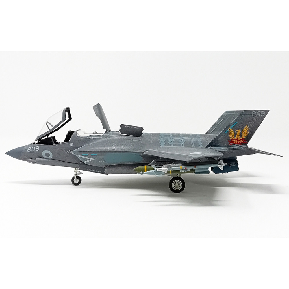 Adventures in Plastic 1:72 Aircraft Kit - British Royal Navy F-35B Lightning II "809 NAS" STOVL Strike Fighter (NEW) (Due Q3)