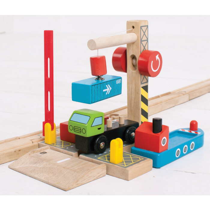 Bigjigs Container Shipping Yard